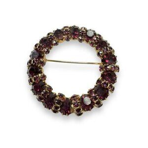 Unsigned Weiss Purple Crystal Gold Tone Wreath Brooch UV Glow Manganese 1.5"